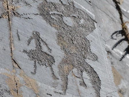 Миниатюра Петроглифы урочища Сармышсай